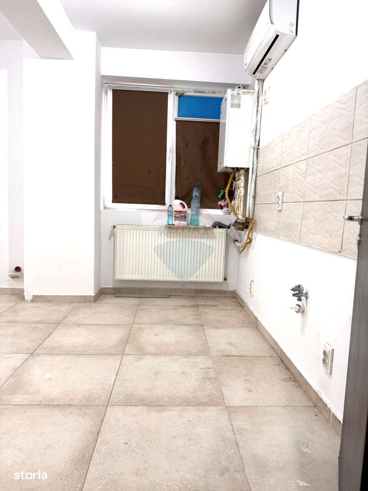 Garsoniera de vanzare 24mp  Leroy Merlin Bragadiru - Imagine principală: 5/9