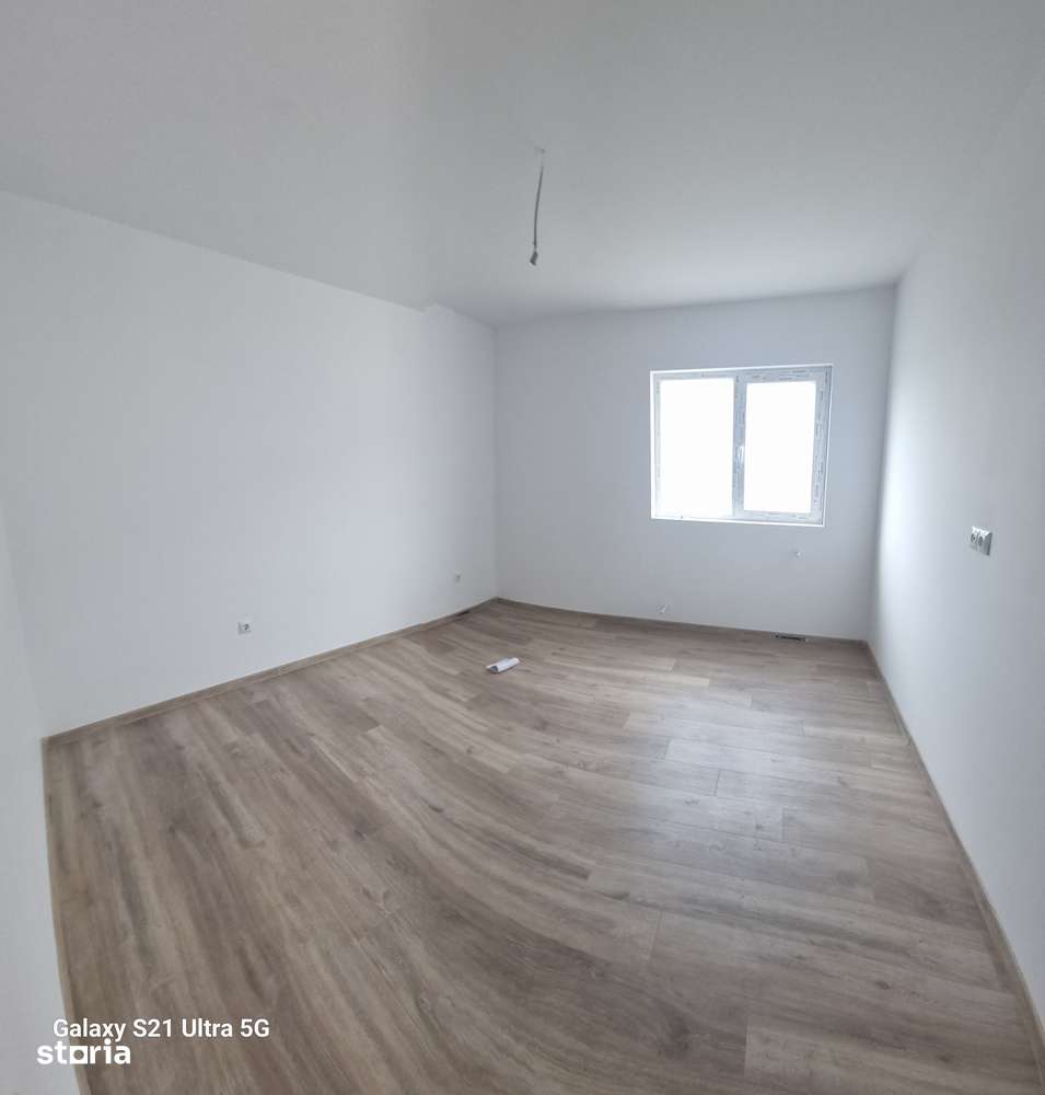 Casa individuala pe parter 3 camere Varteju-6