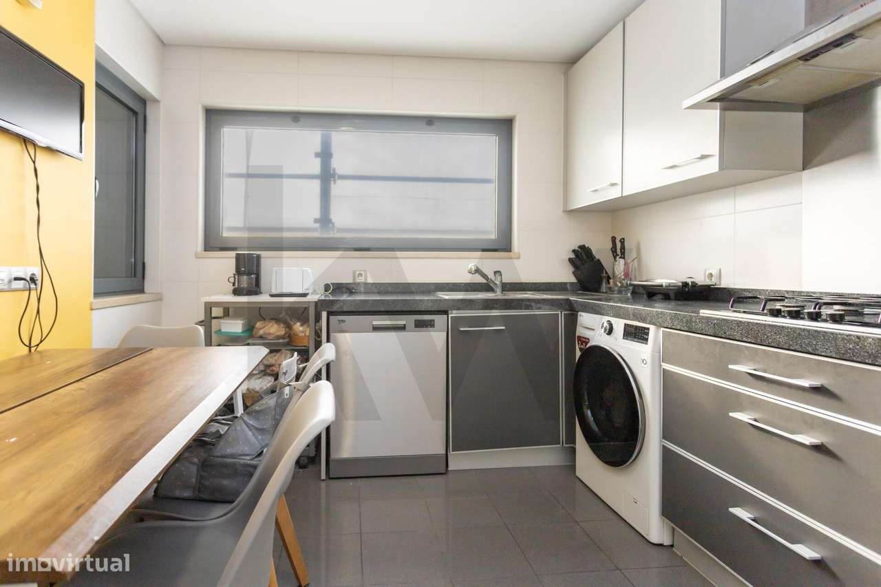 T3 com Terraço e 2 lugares de parqueamento - Grande imagem: 5/52