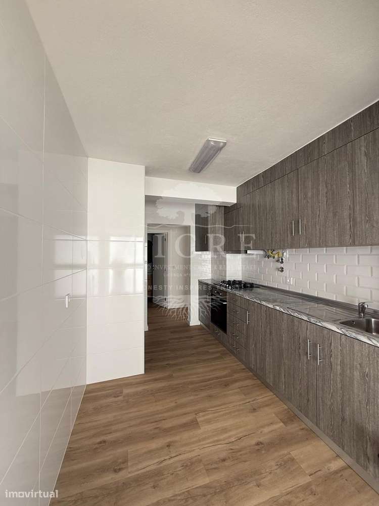 Apartamento T3 Totalmente Remodelado | Horta das Figueiras – Évora-7
