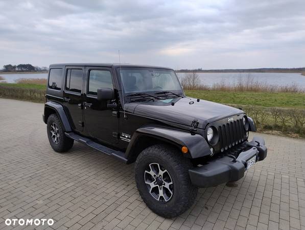 Jeep Wrangler 3.6 Unlim Sahara - 2