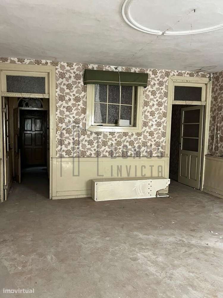 Predio inserido na ARU da Baixa, Porto - Grande imagem: 3/19