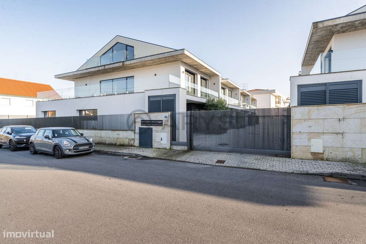 Moradia T3 semi-nova | Condomínio Fechado – Arcozelo, Ponte de Lima-36