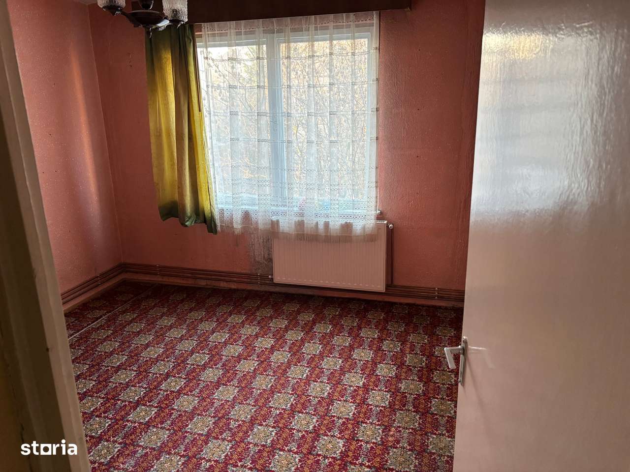 De vanzare ap. cu 2 camere, conf.1, et. 2/4, Unirii, Str. Decebal-4