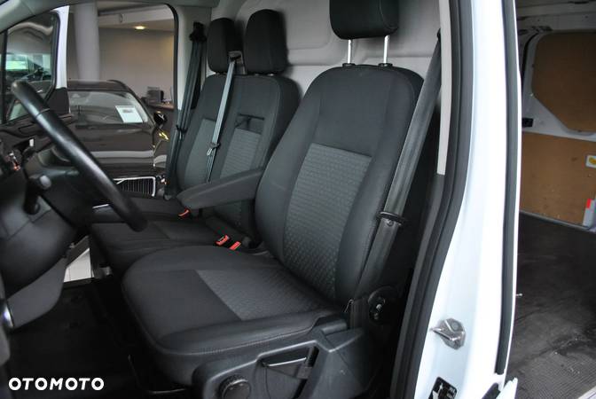 Ford Transit Custom - 14