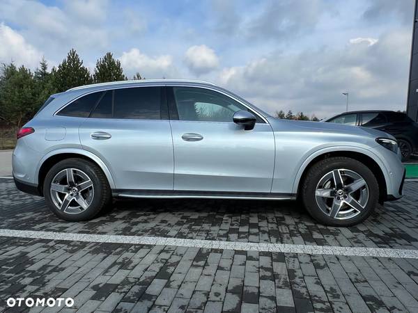 Mercedes-Benz GLC 300 d 4-Matic AMG Line - 7