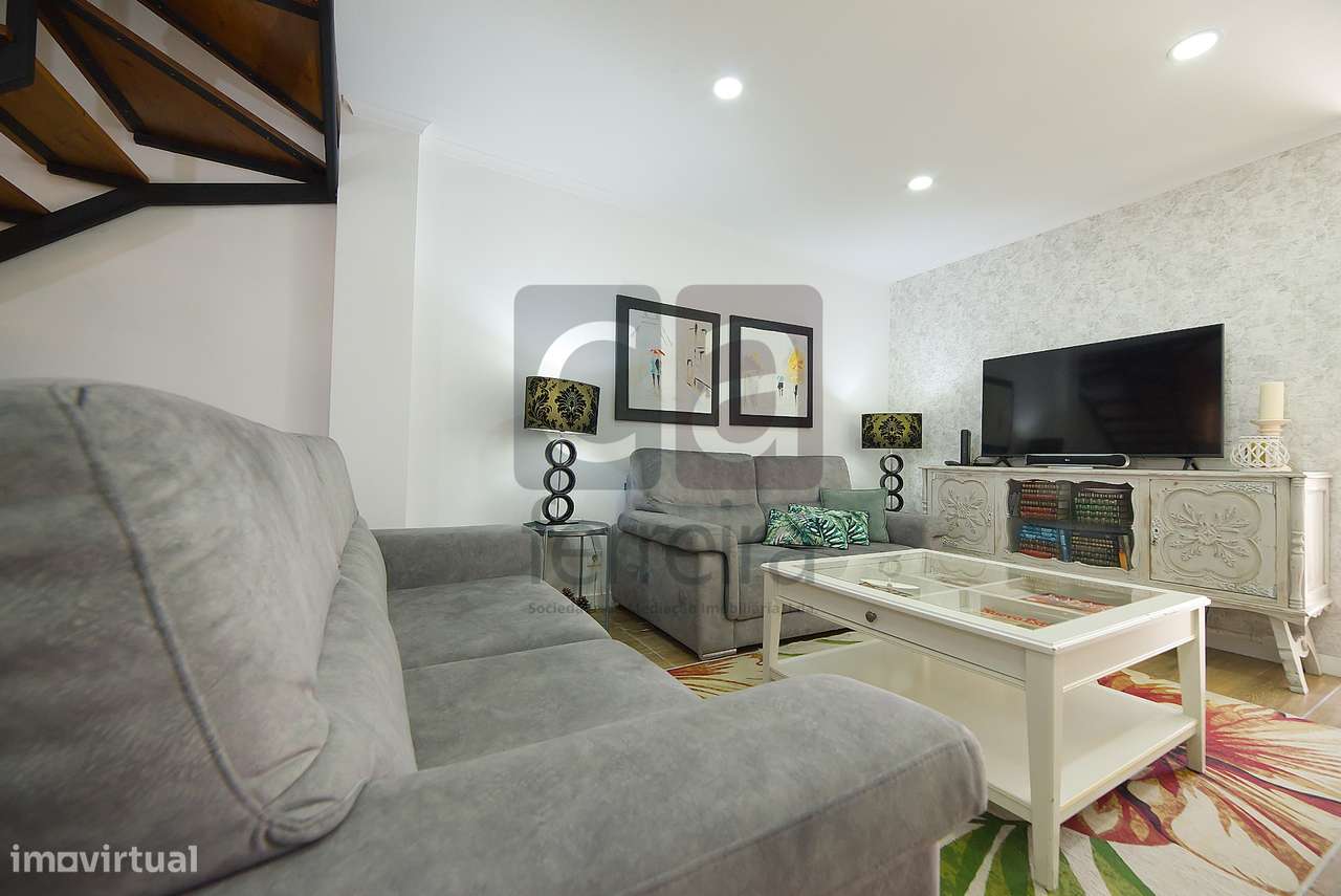 Moradia T3 Totalmente Remodelada em Almeirim-7