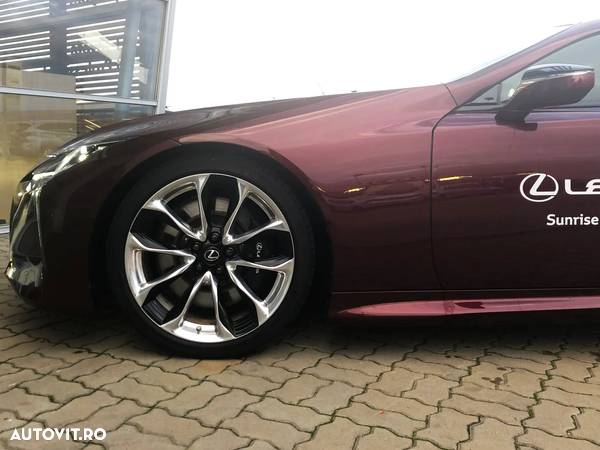 Lexus LC 500h Sport Premium - 23