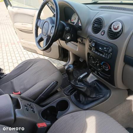 Jeep Cherokee 2.5L CRD Sport - 7