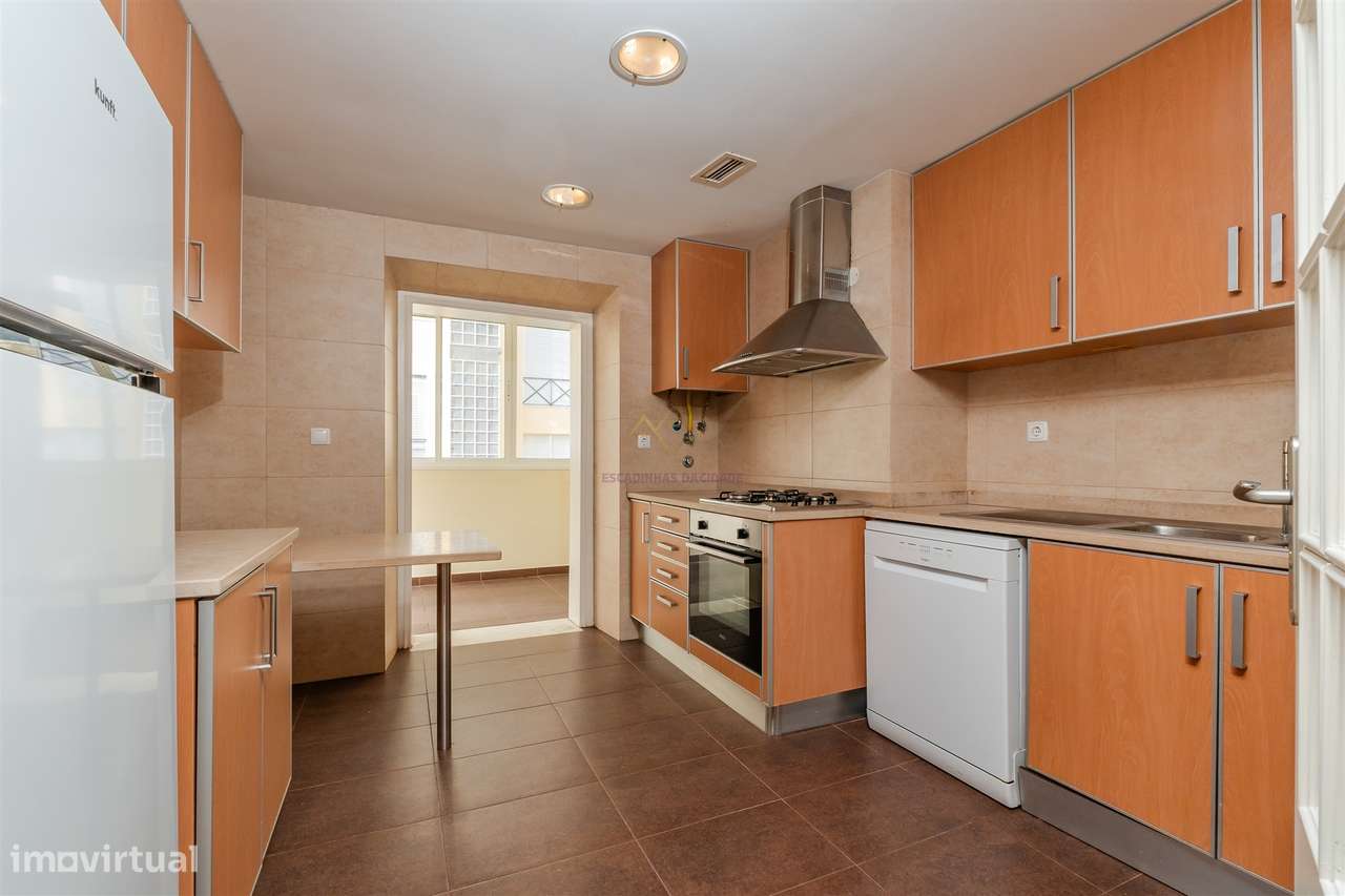 Charme na Lapa – T2+2 com Espaços Flexíveis e Vista Rio - Grande imagem: 3/32