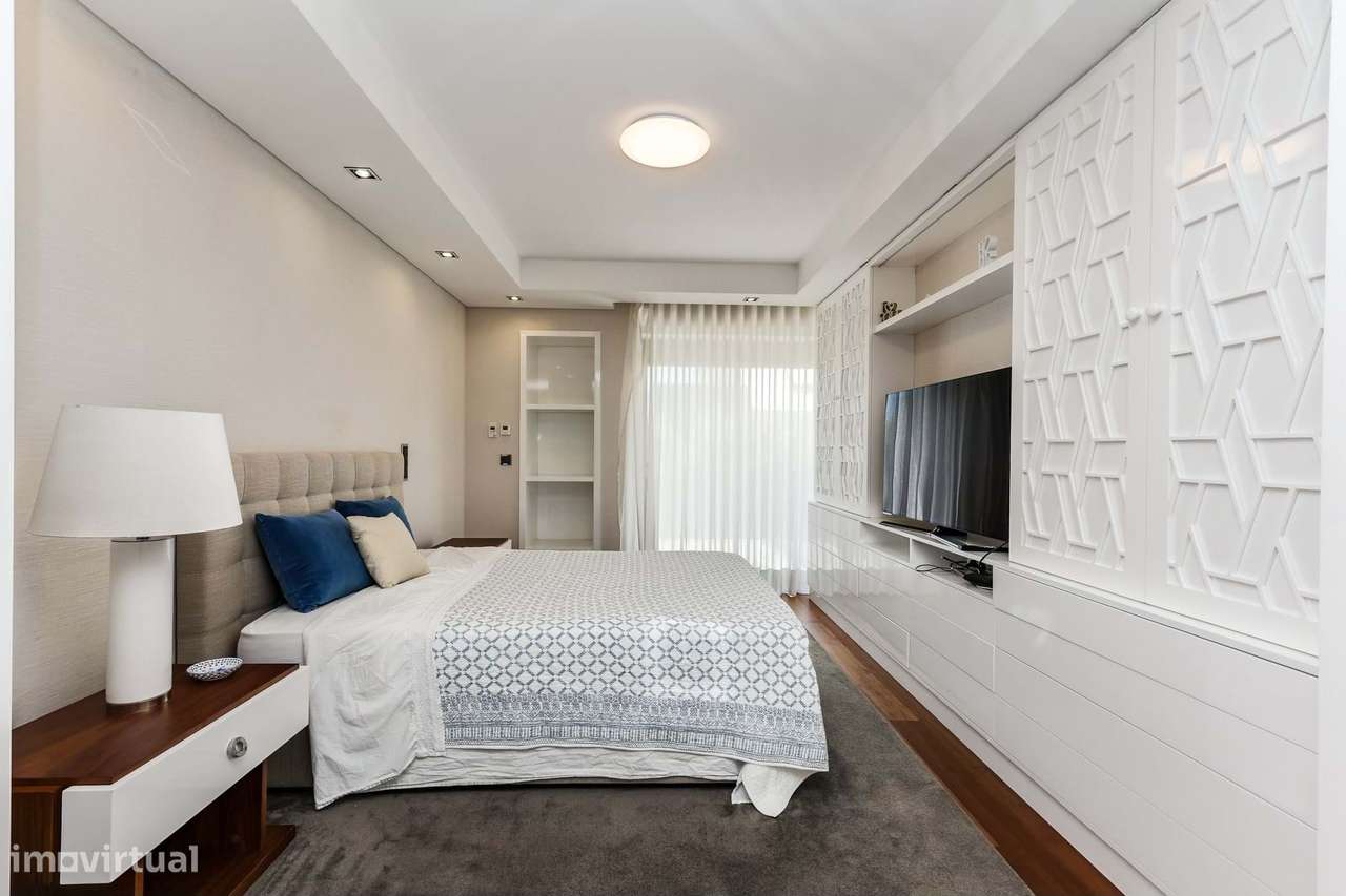 Moradia T5 de Luxo no Estoril — Exclusividade, Conforto e Estilo de Vi-19
