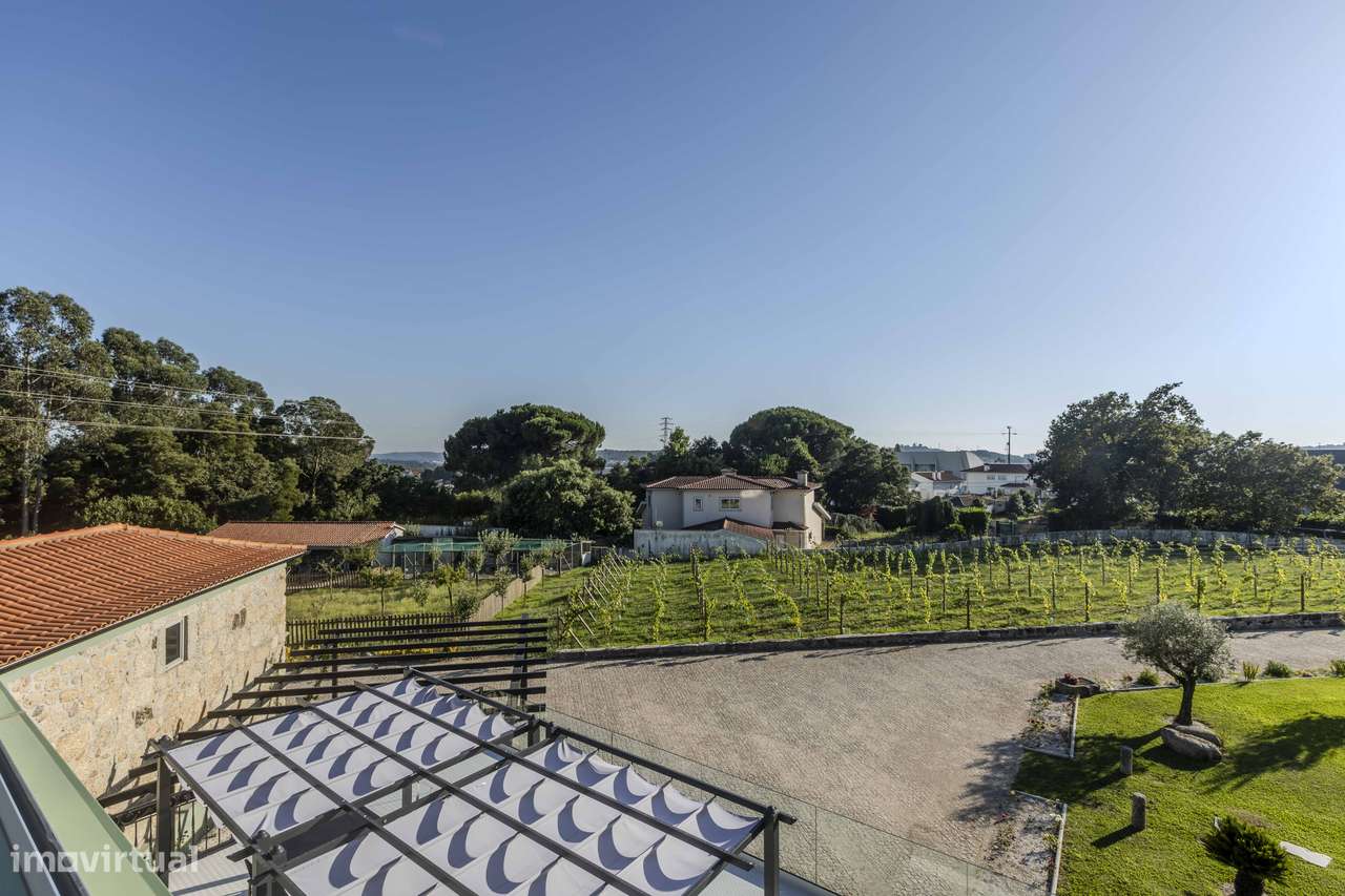 Magnífica Quinta. Moradia T10. Piscina e jardim. Vila Nova Famalicão-26