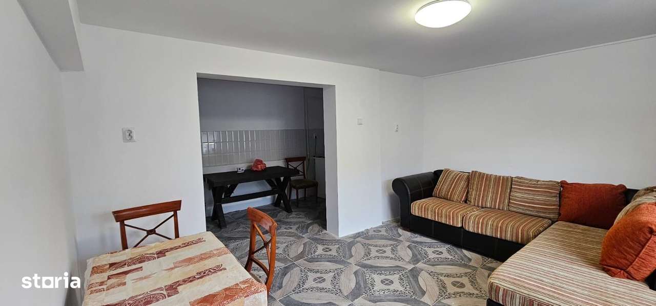 Casa centrala, recent reconsolidata – Strada Traian, Galati - Imagine principală: 4/12