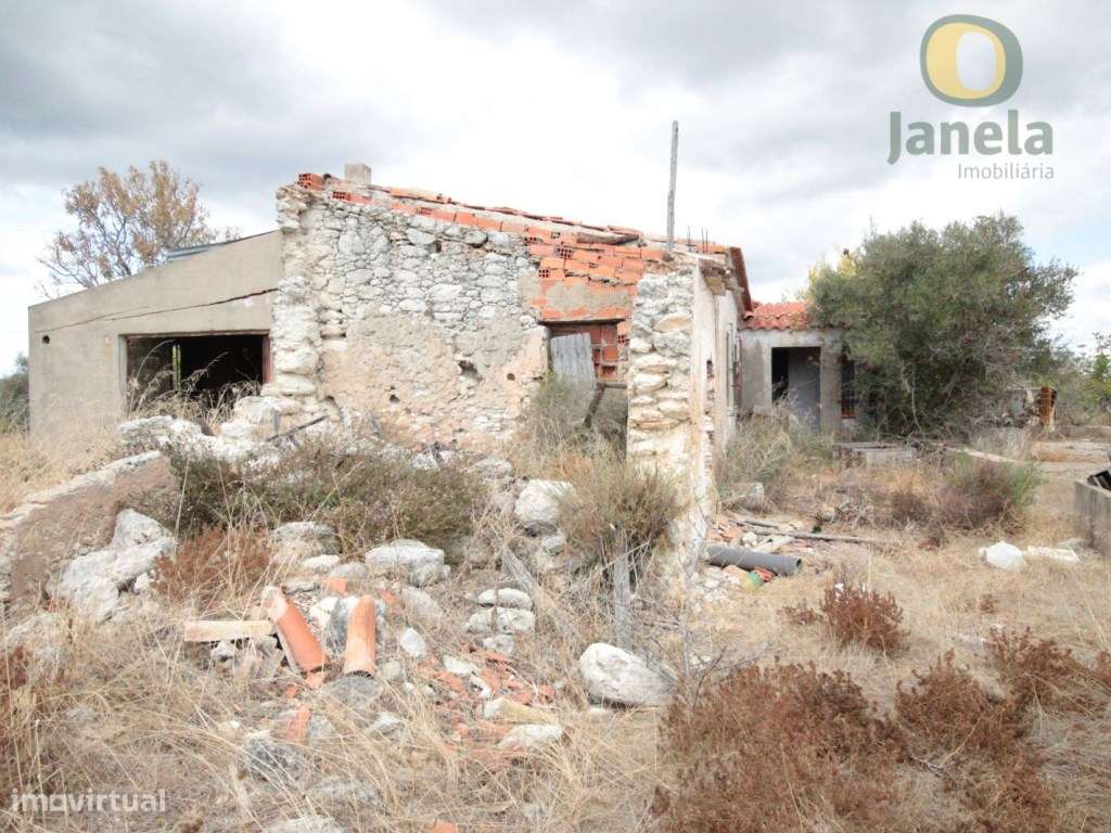 Terreno com 3,87 ha próximo de Armação de Pêra - Grande imagem: 3/6