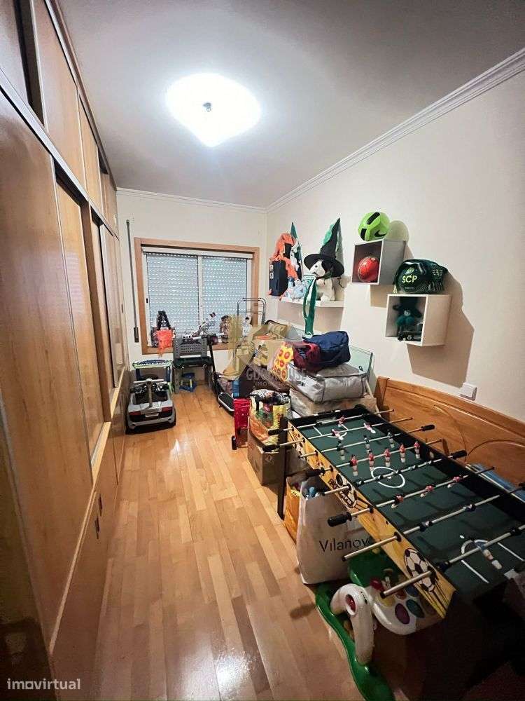 Apartamento T3 com ótimas áreas-5