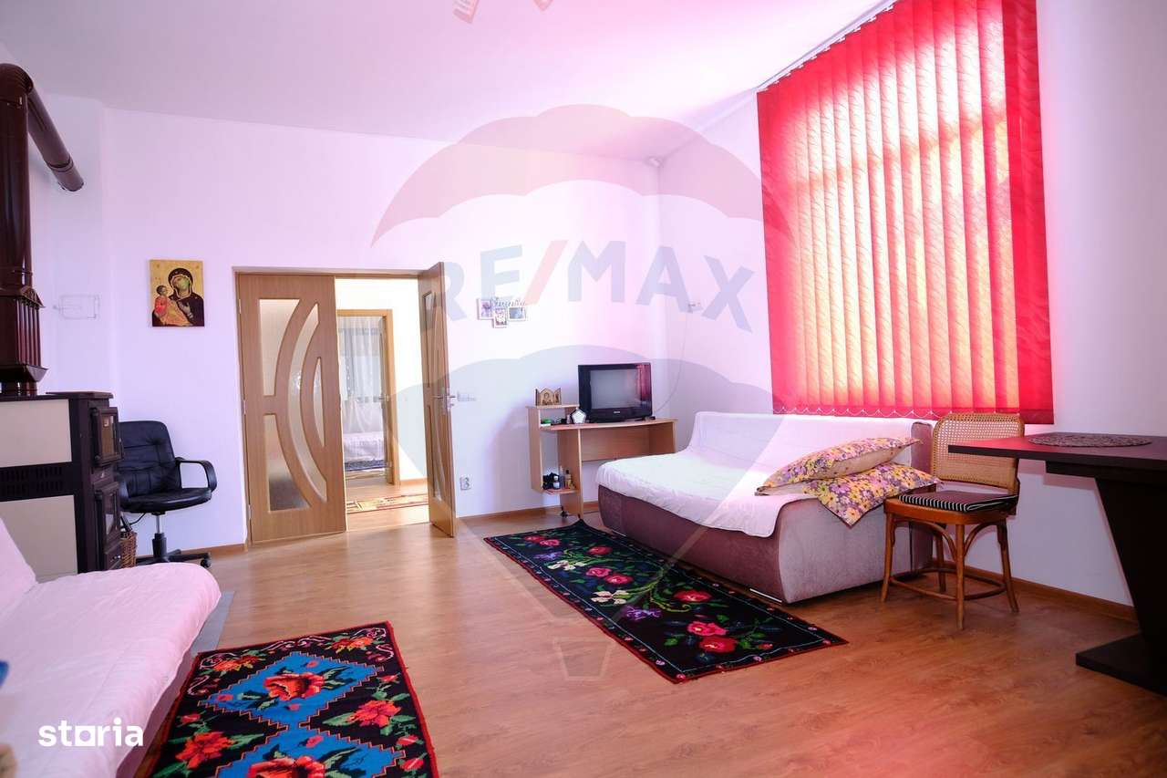 Casa renovata, mobilata si utilata, livada, Lita!-5