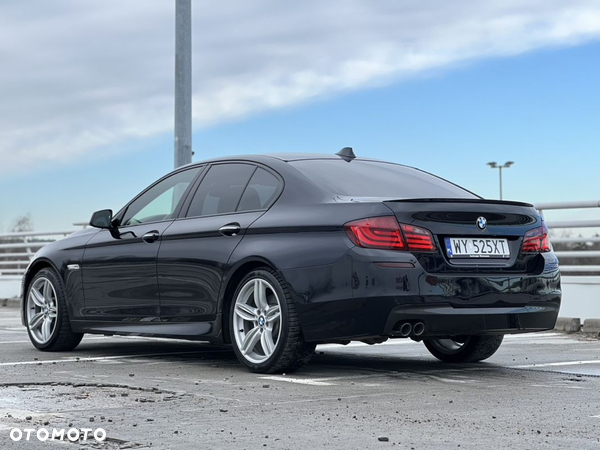 BMW Seria 5 525d xDrive - 22