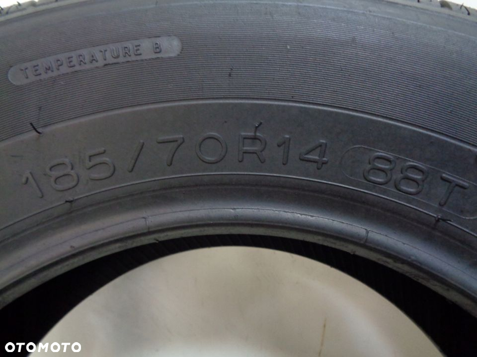 OPONY 185/70 R14 88T RIKEN - LATO - 4