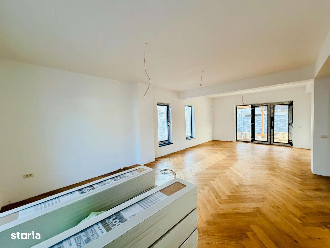 Casă modernă de vânzare Berceni/ 5 camere, 3 băi –ansamblu rezidențial - Imagine principală: 5/19