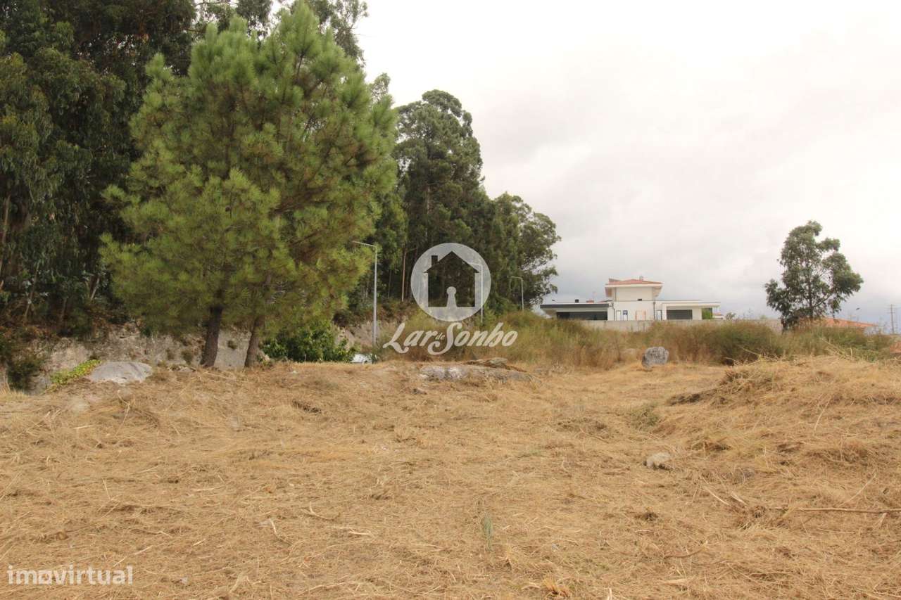 Terreno com projeto entre Fafe Guimarães - Grande imagem: 4/12