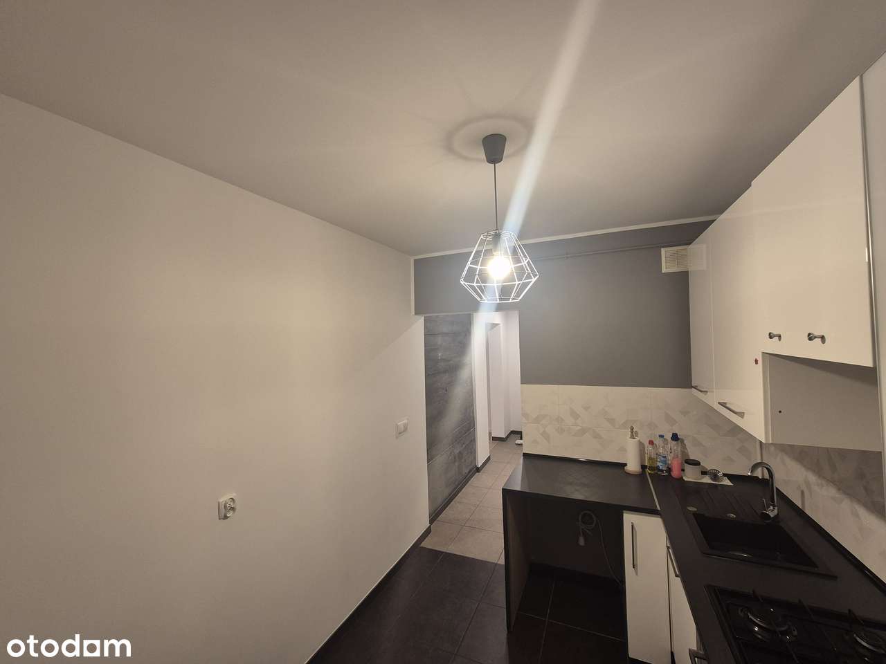 Kawalerka po remoncie 37m2, osiedle Zawiszy. - Pełny obrazek: 4/8