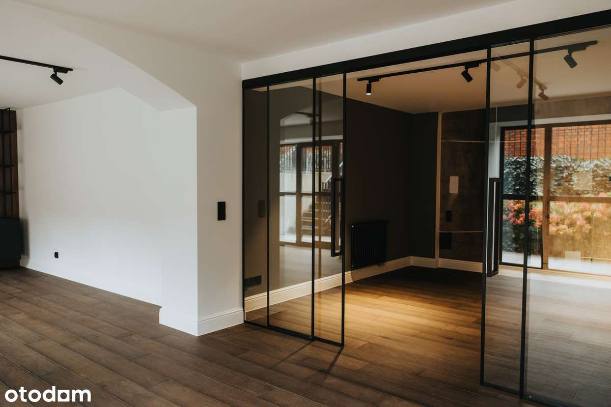 Wyjątkowy trzykondygnacyjny loft premium w sercu Torunia.-11