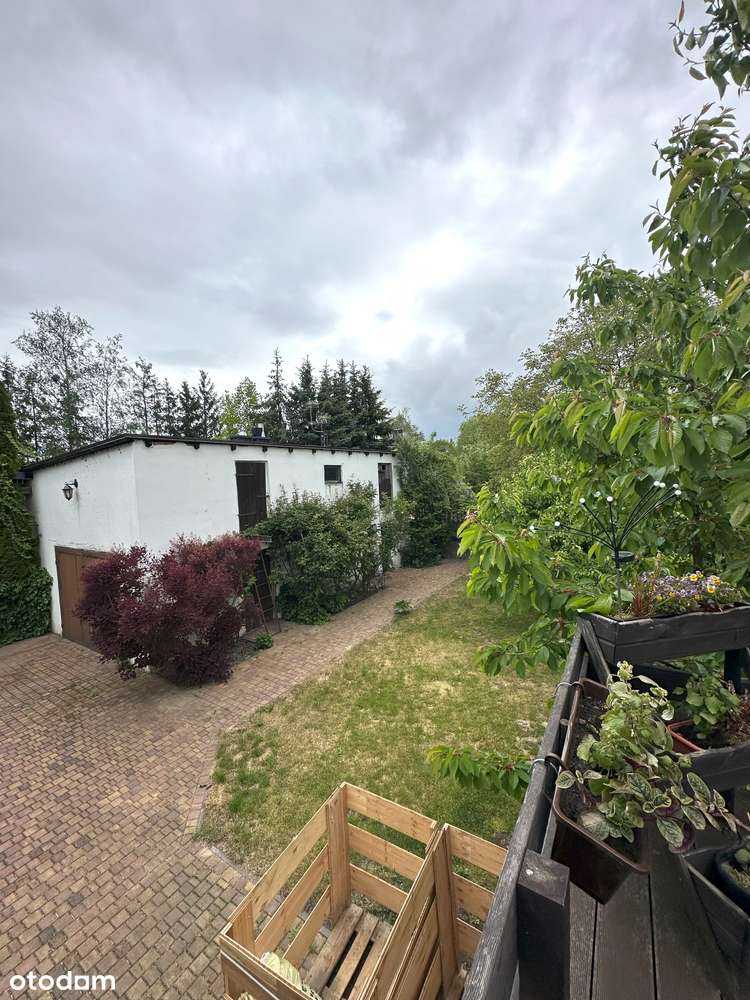 Dom przy jeziorze, Bytyń!-6