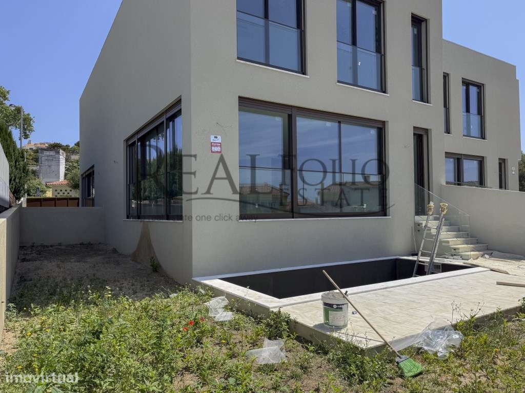 Moradia T3 com jardim, piscina e garagem em Bicesse - Grande imagem: 5/41