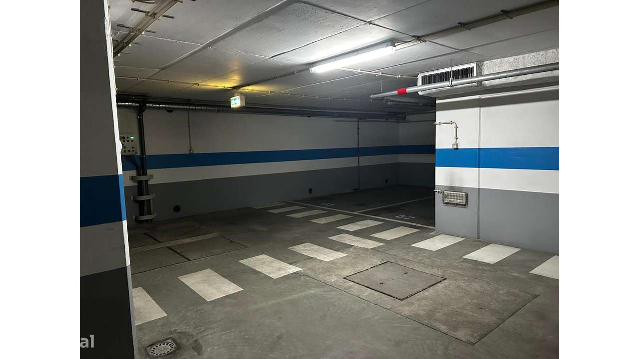 Lugar de Estacionamento no Areeiro-4