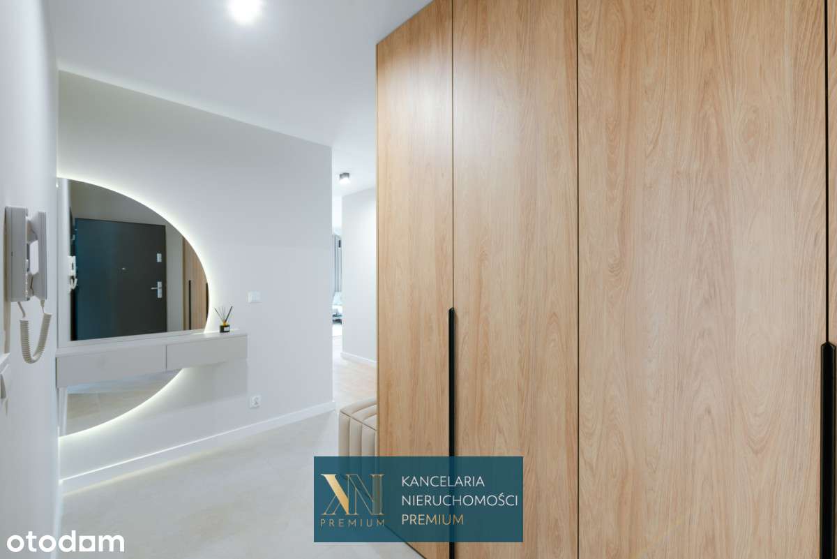 3 pokoje l osobna kuchnia l 2 miejsca w hali-0