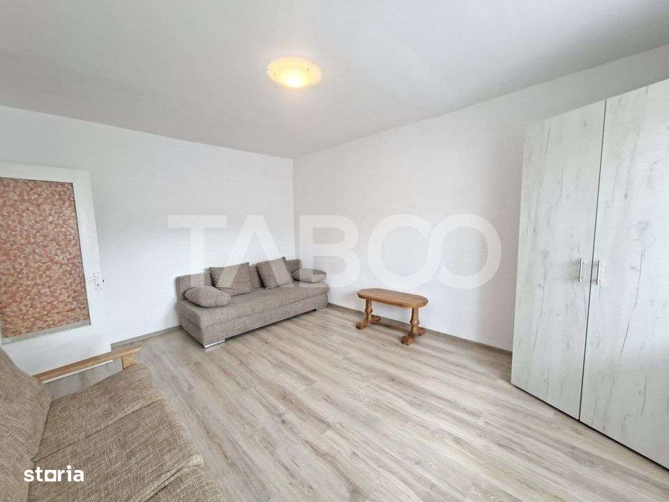 Apartament de vanzare 3 camere decomandat Mihai Viteazul bloc cu lift - Imagine principală: 4/17