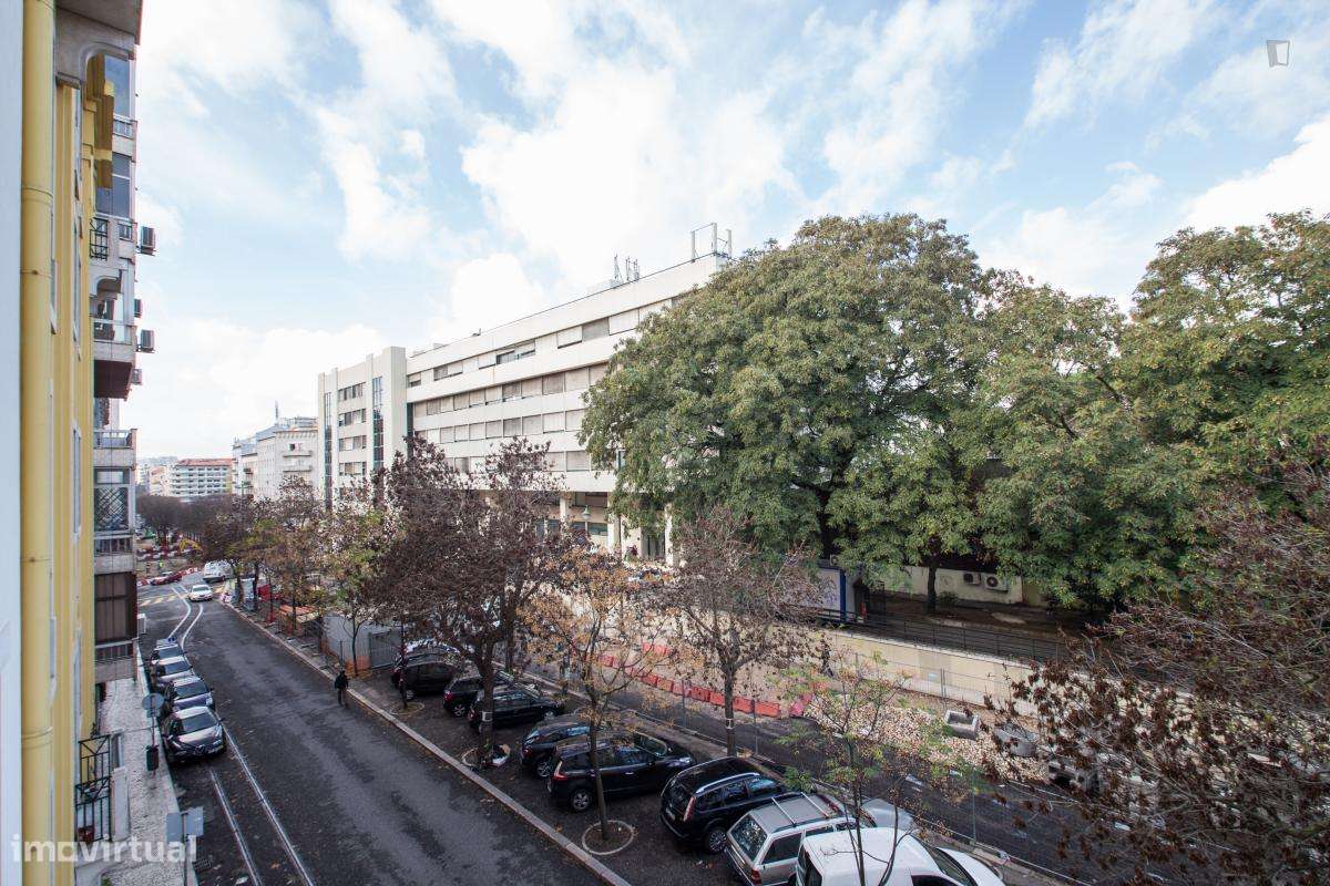 Quarto - localizado em Arroios Lisbon - Grande imagem: 4/10