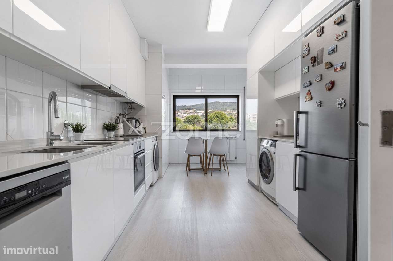 Apartamento T3 com Suíte em São Vítor, Braga-3
