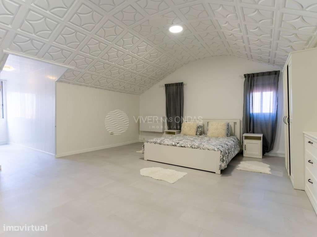 Apartamento T3+1 Duplex | Renovado | Último piso | Santo António, L...-27