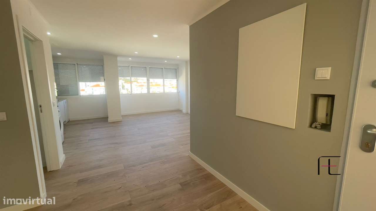 Apartamento T3 Venda em Águas Livres,Amadora - Grande imagem: 5/24