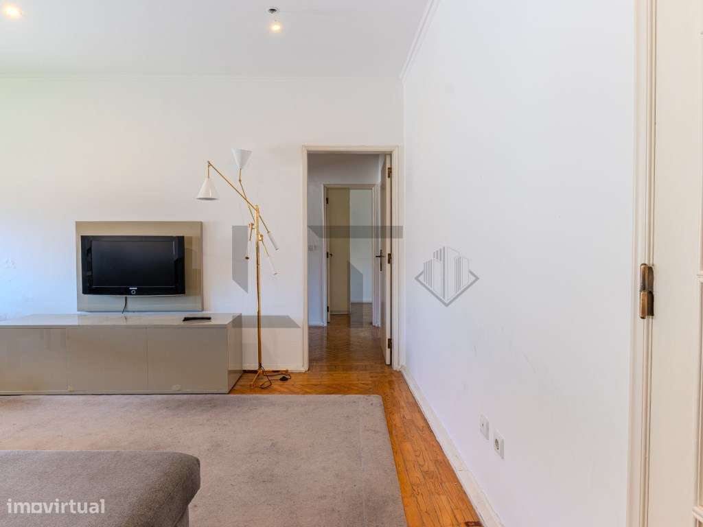 Apartamento T4+1 para Venda na Av. da Igreja, Lisboa - Grande imagem: 5/23