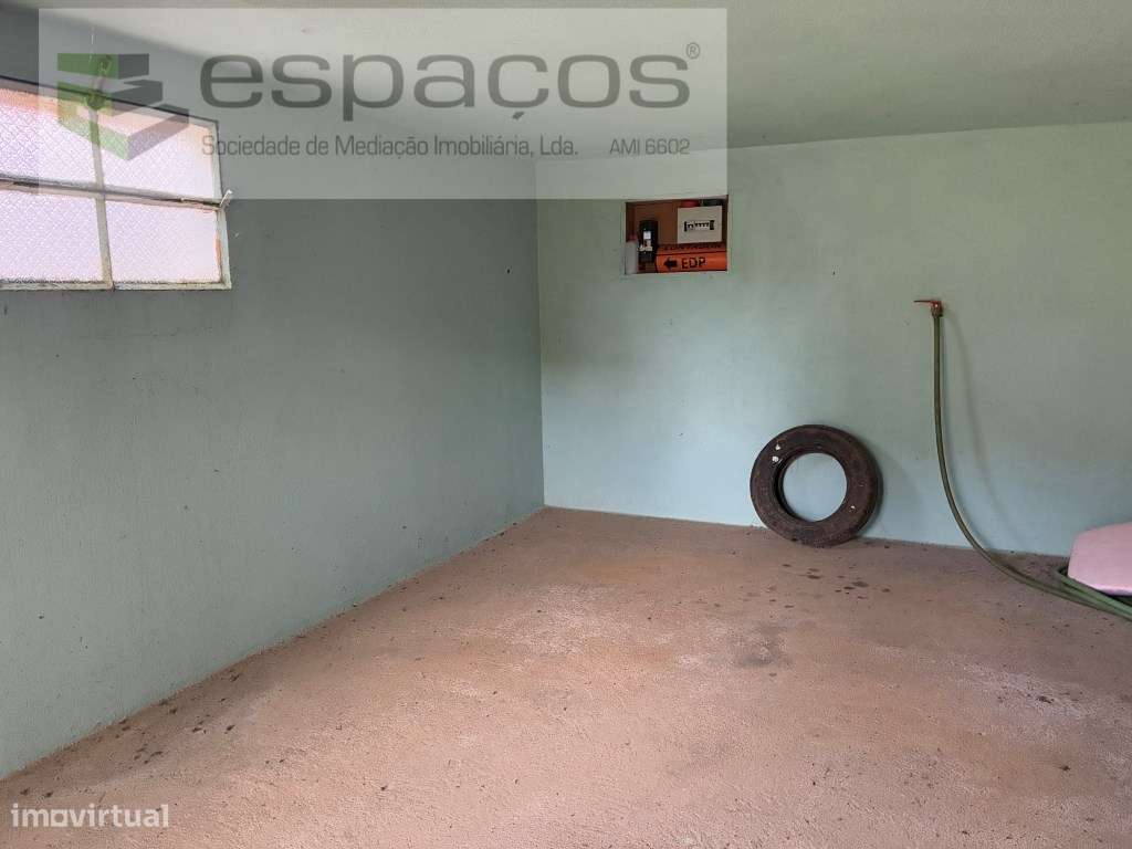 Quinta com casa de Habitação-6