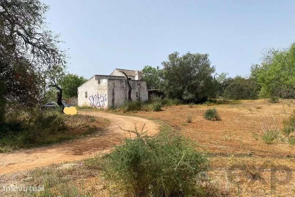 TERRENO MISTO rustico/urbano com ruinas a venda em distrito FARO - Grande imagem: 5/5