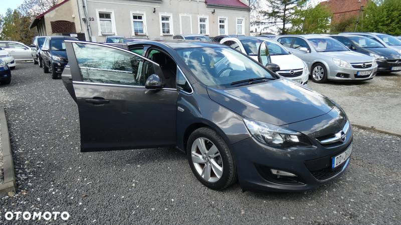 Opel Astra 1.4 Turbo Edition - 14