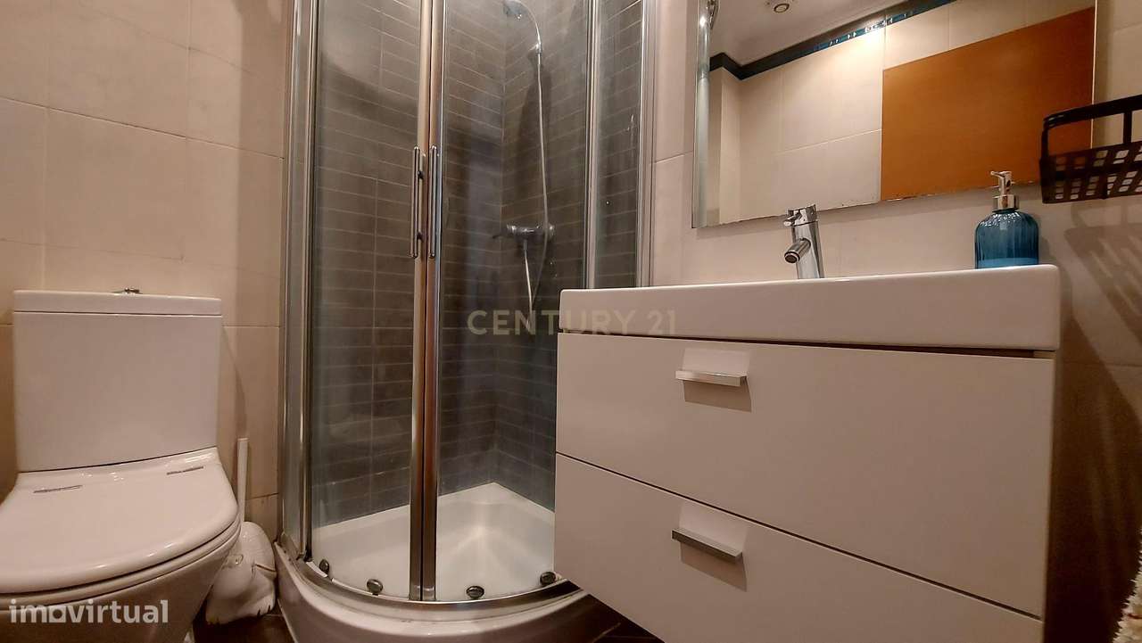 T5 Duplex em Alcochete | Vista Rio | Terraço Panorâmico-17