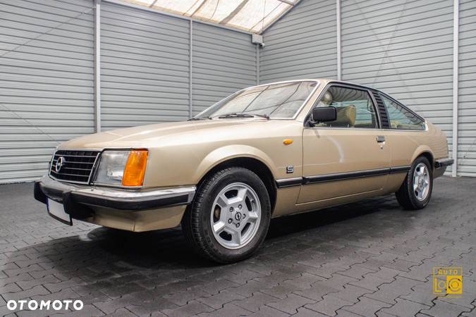 Opel Monza 3.0i - 3