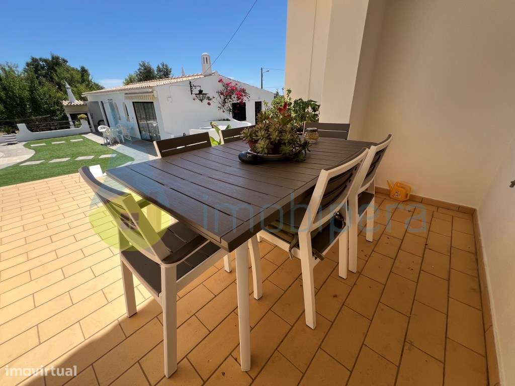 SOBERBA MORADIA T6 COM CASA DE HOSPEDES EM ANEXO-42
