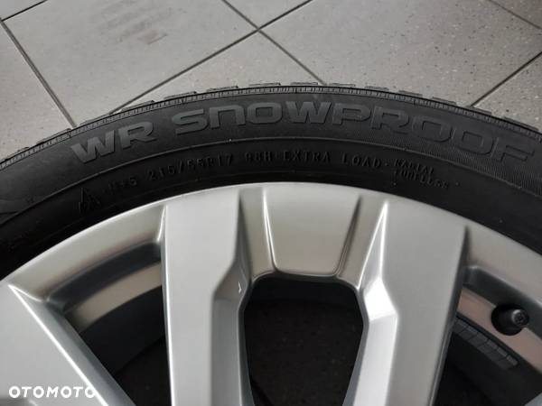 Koła Zimowe 215/55R17 Ford Transit Connect (Nokian WR Snowproof) 2635057 - 8