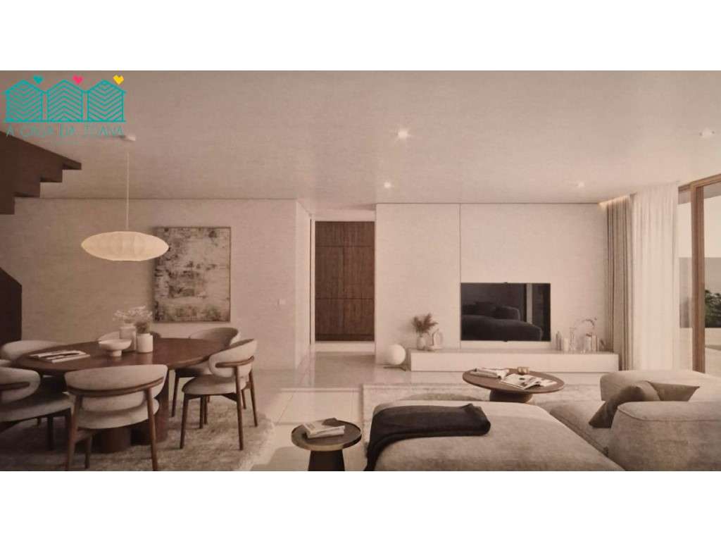 Moradia T4 com Garagem Fechada em Oliveirinha - Grande imagem: 4/4