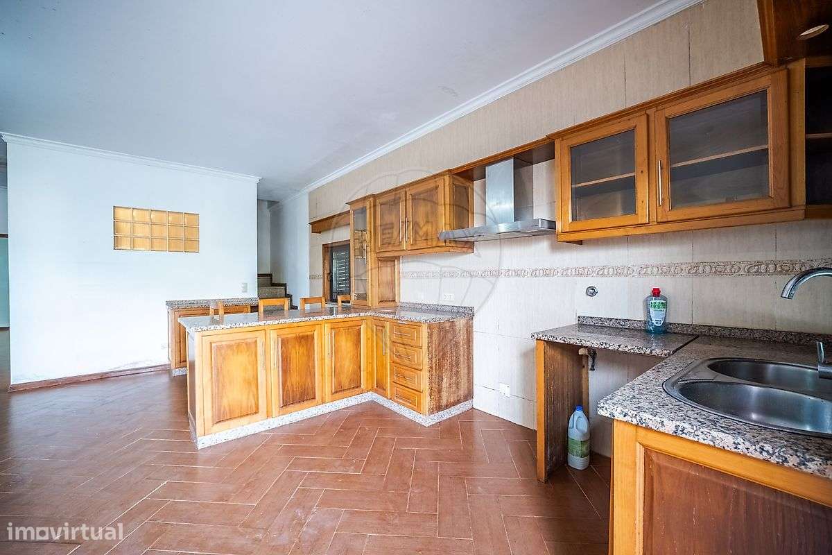 Moradia T2 para venda-22