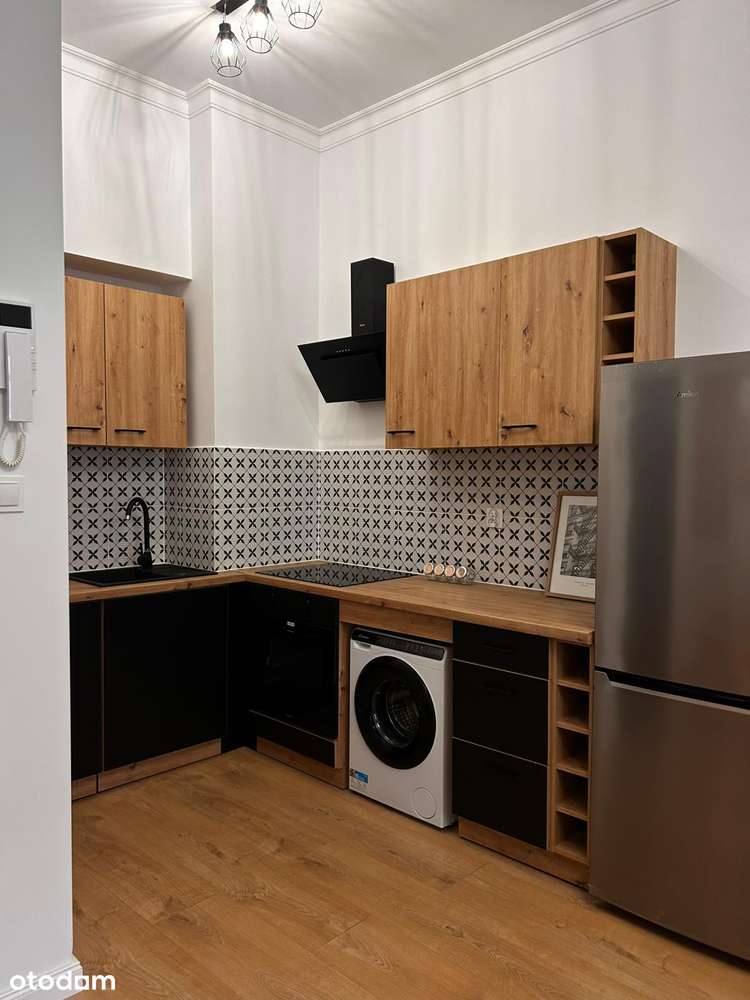 M2 w wyjątkowej kamienicy | Centrum | Gotowe do zamieszkania - Pełny obrazek: 4/12