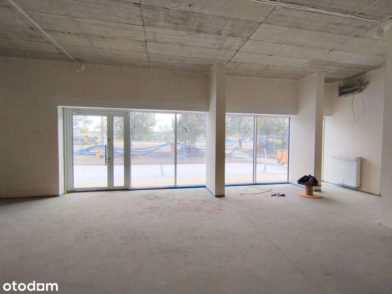 Za Cukrownią - Narożny Lokal 66 m2 z witryną od ulicy Krochmalnej - Pełny obrazek: 4/9