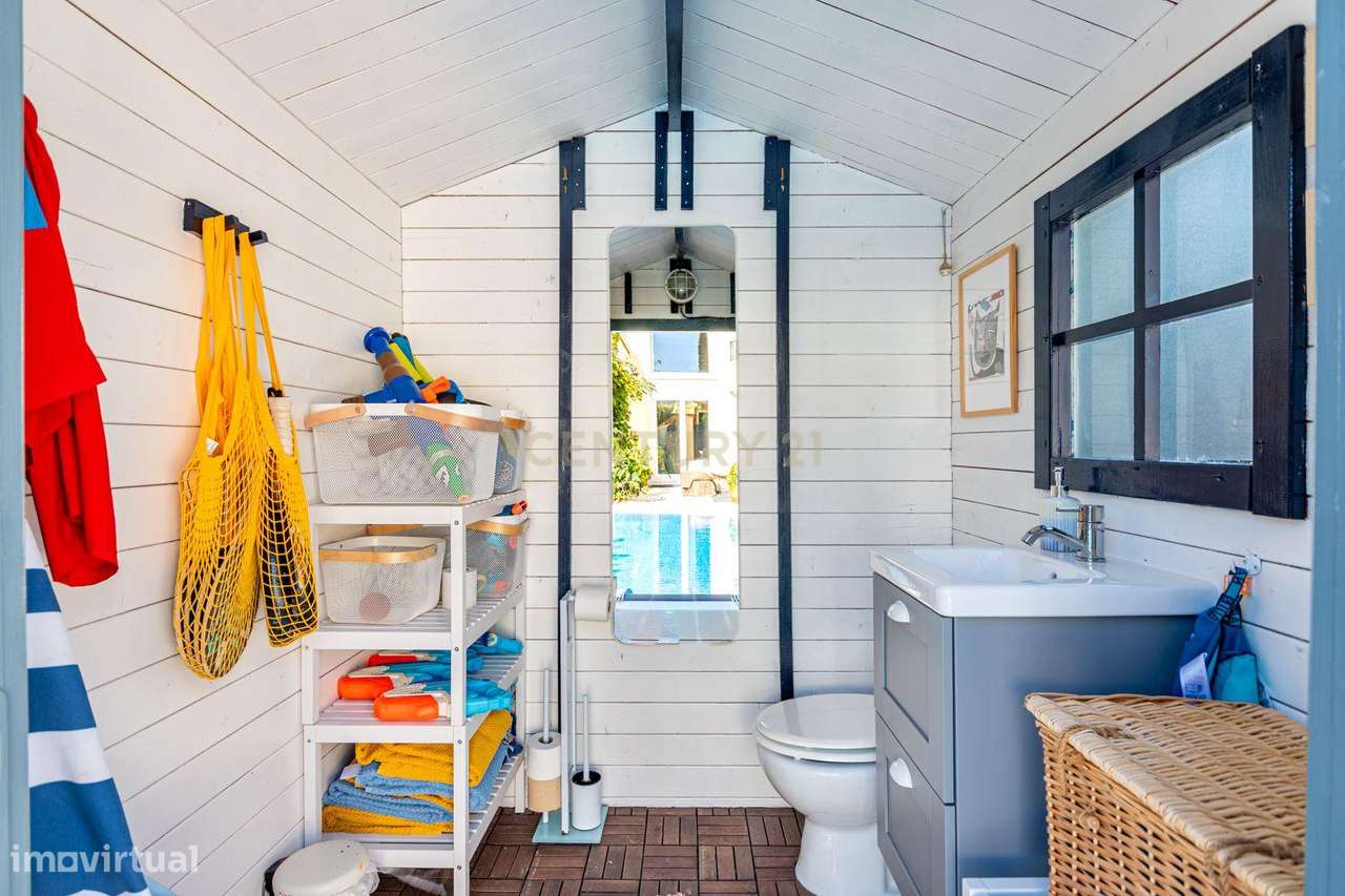 Charme Tradicional • Conforto Moderno • Energia Solar Inteligente (202-36