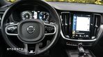 Volvo V60 D4 R-Design - 17