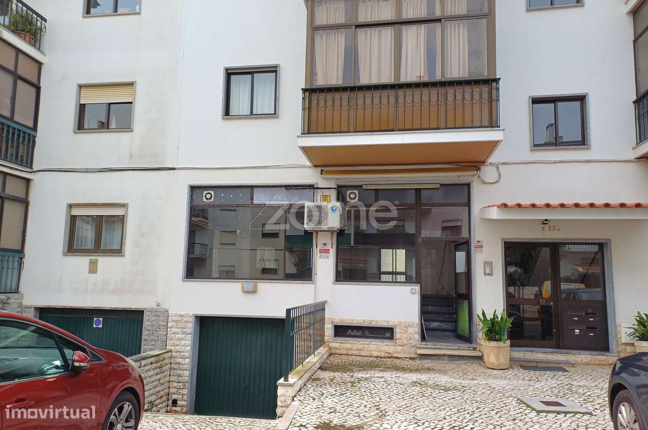 Loja com montra, Quinta da Bicuda - Grande imagem: 3/8